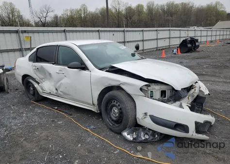 2016 Chevrolet Impala Limited Police z USA, uszkodzony, nr VIN 2G1WD5E34G1103024